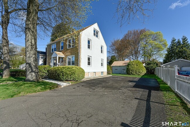 Photo - 146 Warsaw St