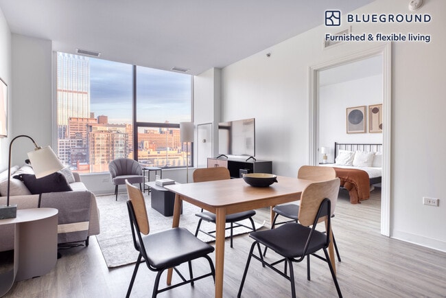 Photo - 808 W Van Buren St Unit FL11-ID561