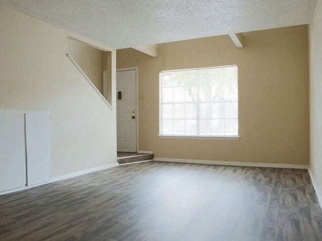 Hardwood-Style Flooring - The Berkley