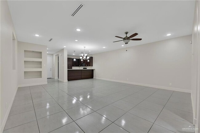 Photo - 1441 Ozark Ave