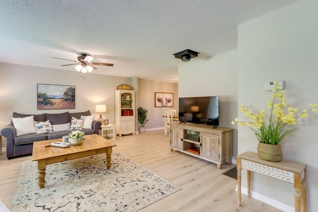 Photo - 1314 Pole Coffee Cir Unit SI ID1625080P
