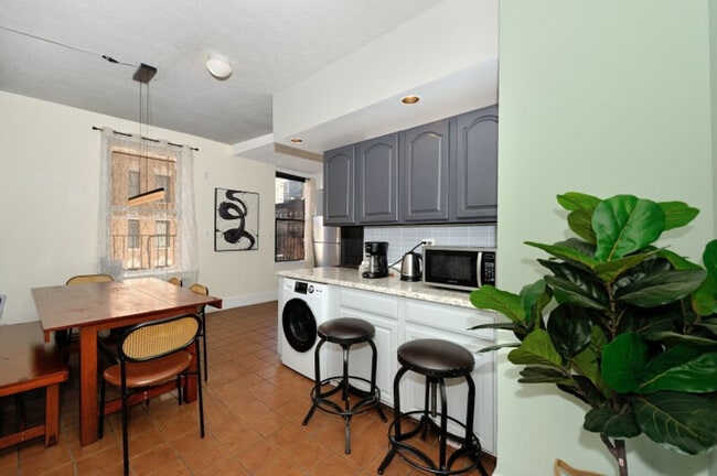 Photo - 708 9th Ave Unit ID1323923P