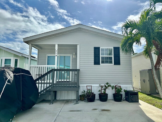 Photo - 718 Nettles Blvd Unit SI ID1537492P