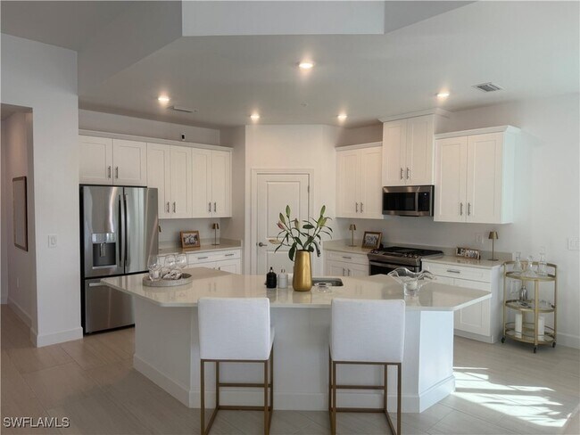 Photo - 16885 Fairgrove Way Unit 6-201