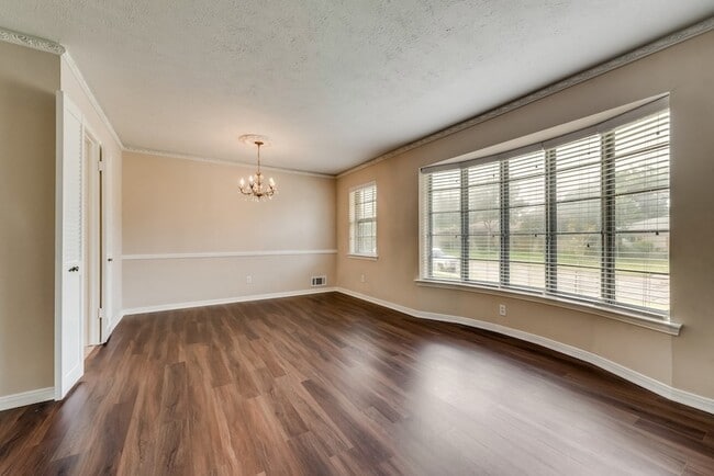 Photo - 2240 Babalos Ln