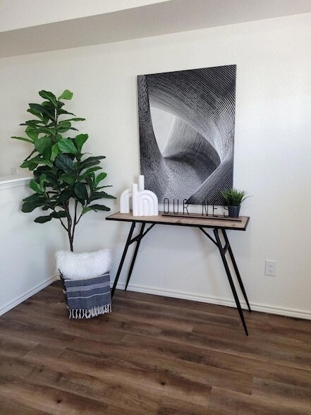 Photo - 350 Debus Dr