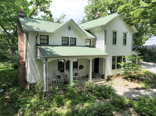 Photo - 941 Newport Rd