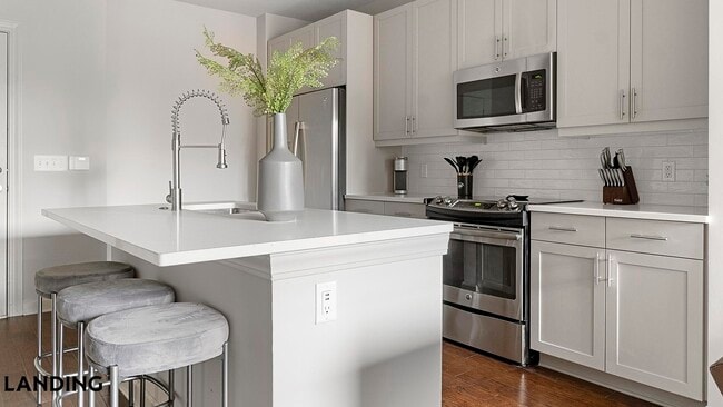 Photo - 2420 Peachtree Rd NW Unit 1223