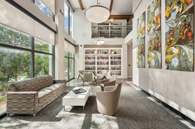 Photo - Beacon 430