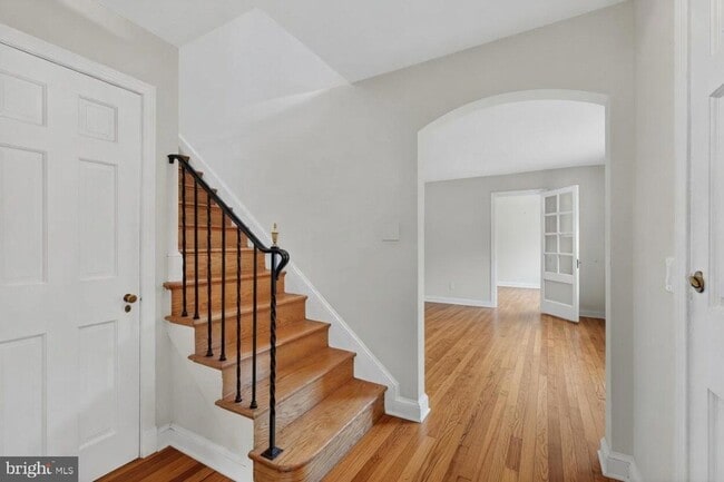 Photo - 4325 47th St NW
