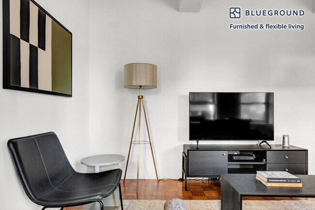 Photo - 360 W 34th St. Unit FL4-ID675