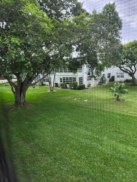 Photo - 272 Tilford M