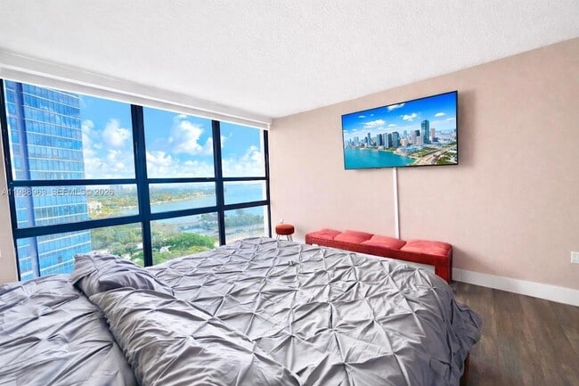 Photo - 600 NE 36th St Unit 1502