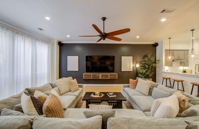 Photo - 3010 Chenevert St Unit ID1019638P