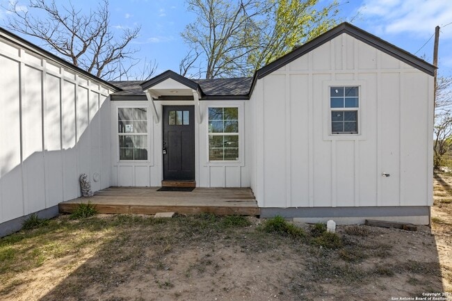 Photo - 362 Ave J
