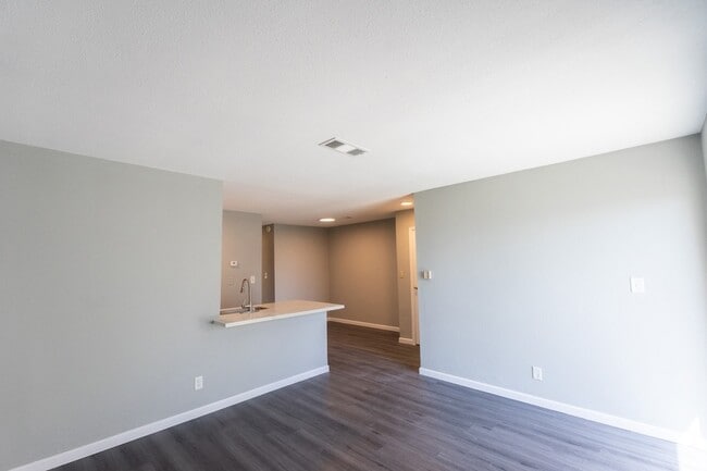 Photo - 2501 Gulf Fwy Unit 260C