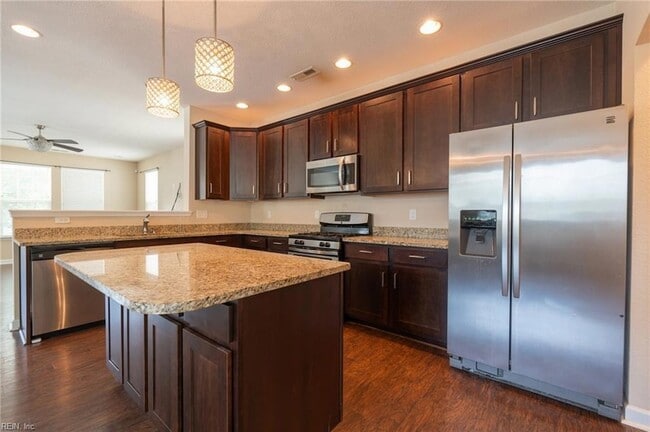 Photo - 302 Milton Ct