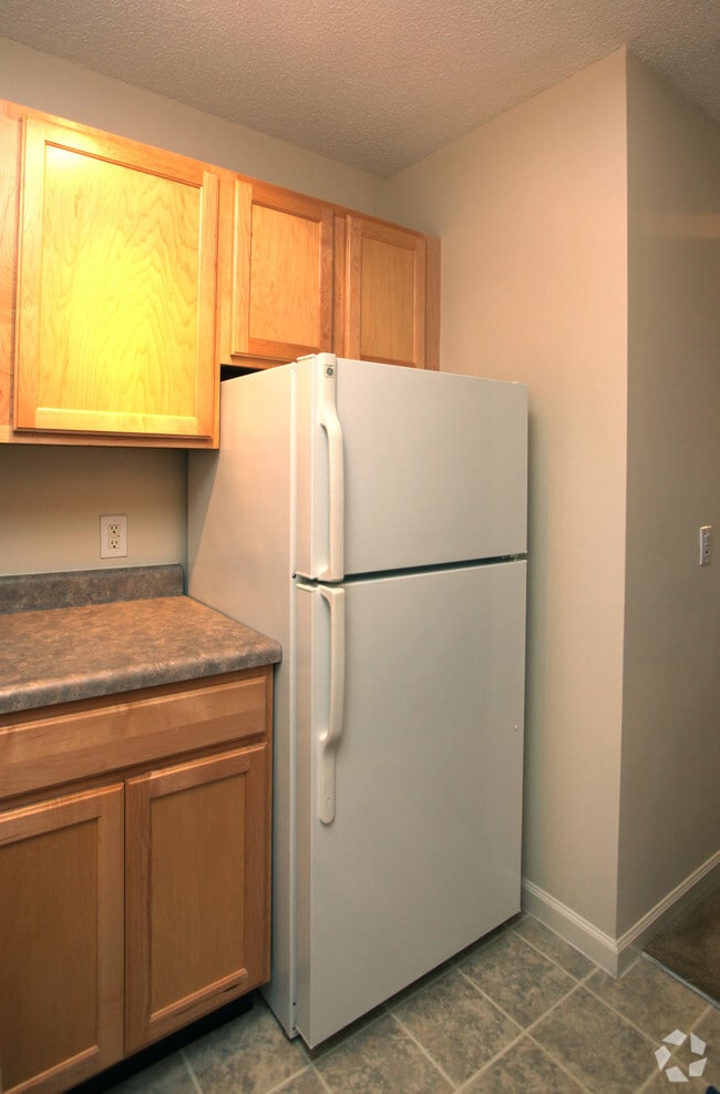 Refrigerator With Built In Ice Maker - The Amesbury on West Market