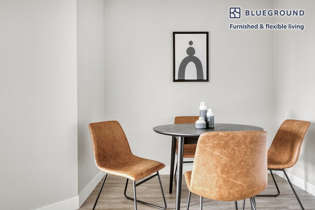 Photo - 5047 Bakman Ave Unit FL3-ID592