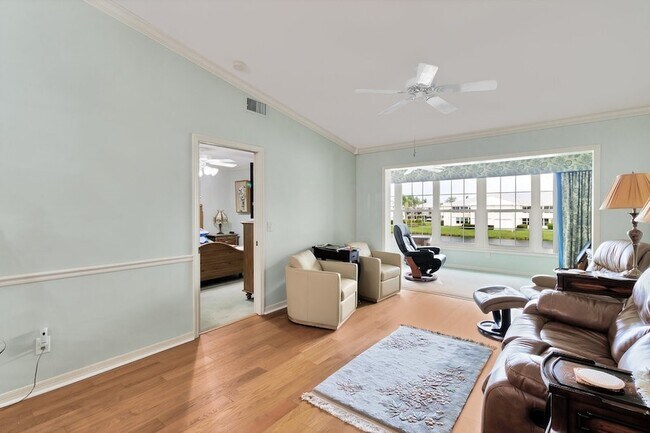 Photo - 830 Lake Orchid Cir Unit 207