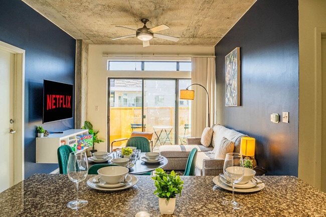 Photo - 909 N 3rd St Unit ID1263047P