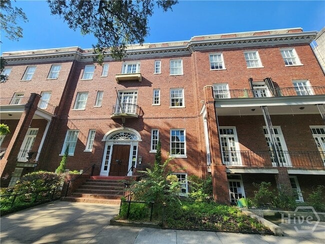 Building Photo - 101 W Oglethorpe Ave Unit 407