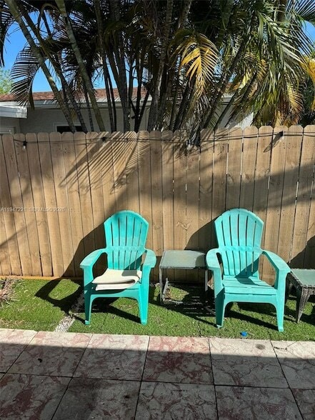 Photo - 1026 NE 9th Ave Unit 2