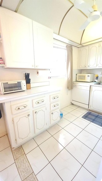 Photo - 147 Bedford E