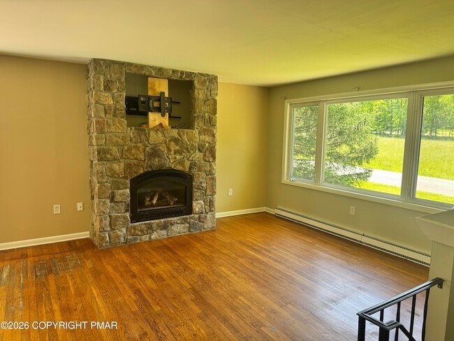 Photo - 333 Shine Hill Rd