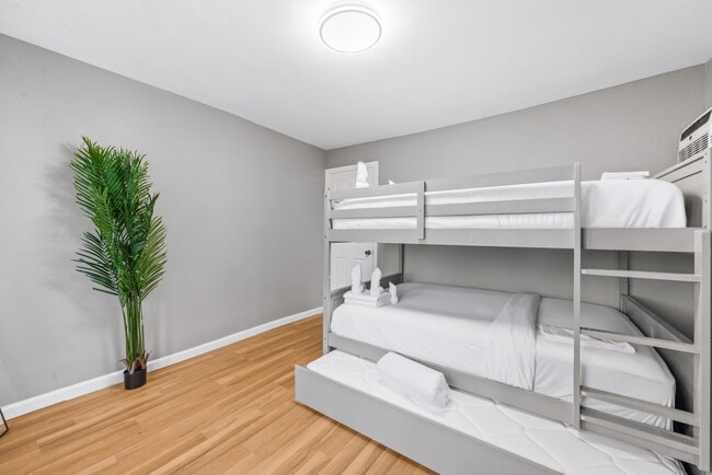 Photo - 529 Ave E Unit ID1282137P