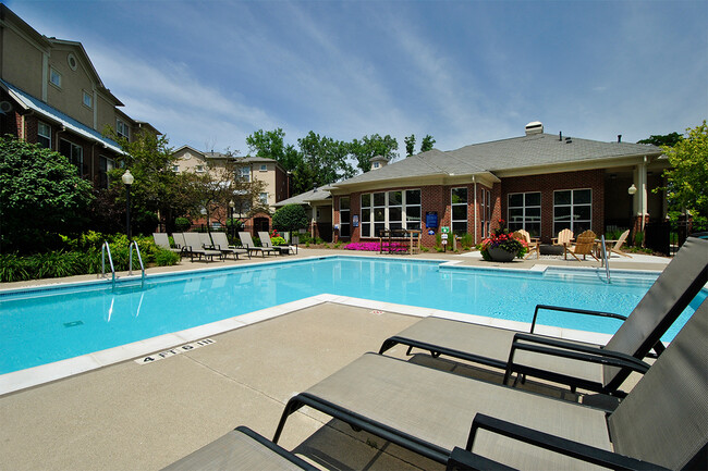 Building Photo - Fairlane Town Center Apartment Homes