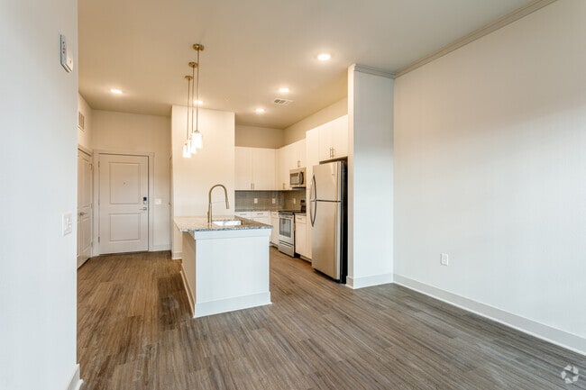 1BR, 1BA - Allegro - The Mezz at Fiddlers Green