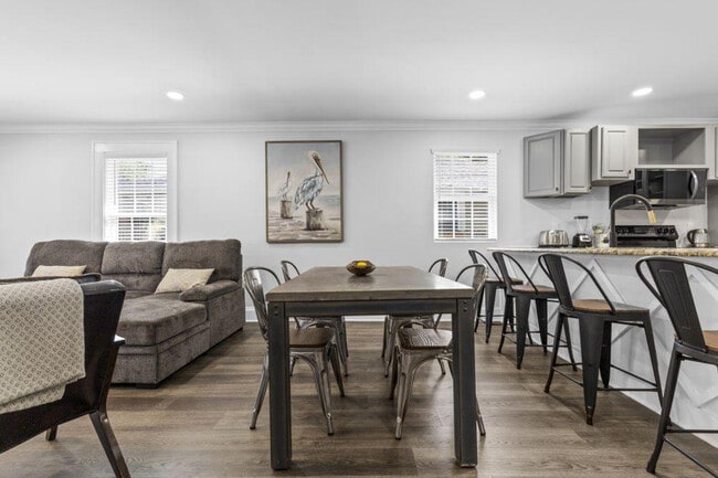 Photo - 822 Parkwood Ave Unit ID1268891P