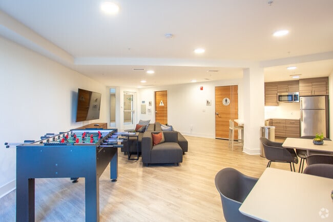 Clubhouse - Picasso Brentwood