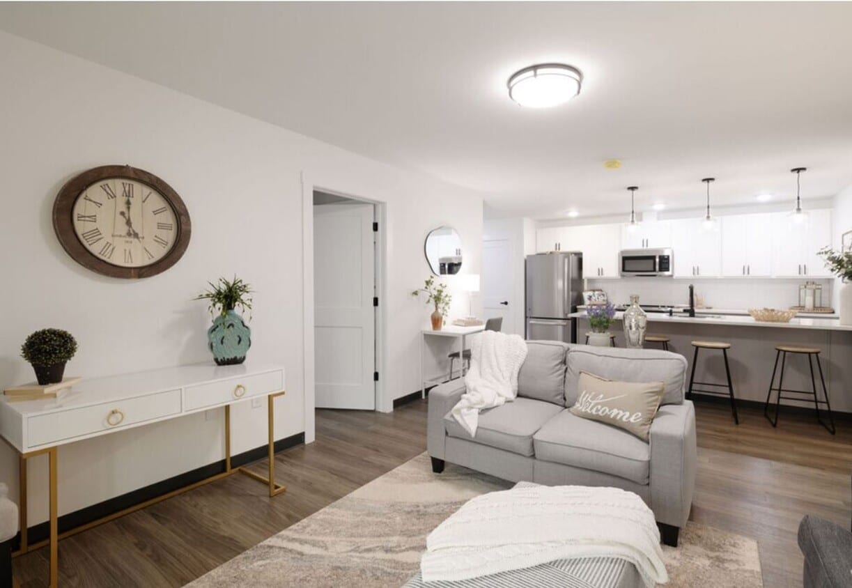 Floor Plan - Loso Lakeside Apartments **December Savings!** ...