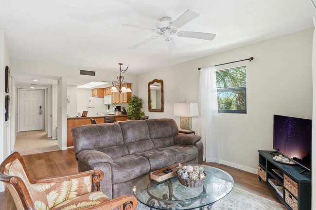 Building Photo - 600 Neapolitan Way Unit SI FL3-ID1613515P