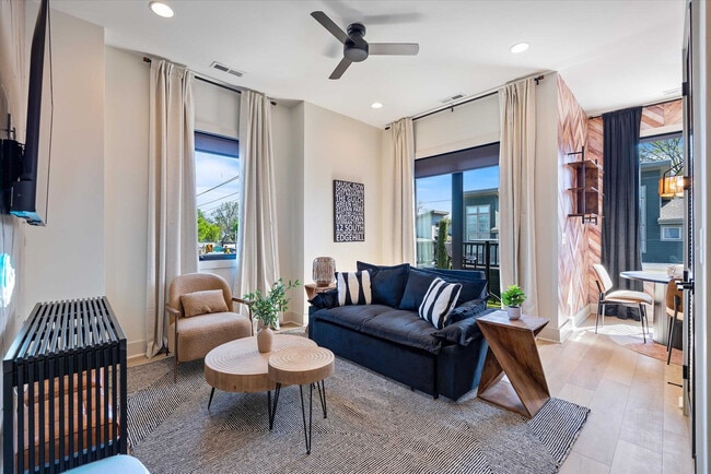 Building Photo - 722 Mcferrin Ave Unit ID1241261P