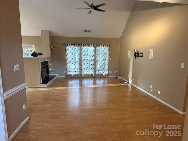 Photo - 17115 Grenache Ct