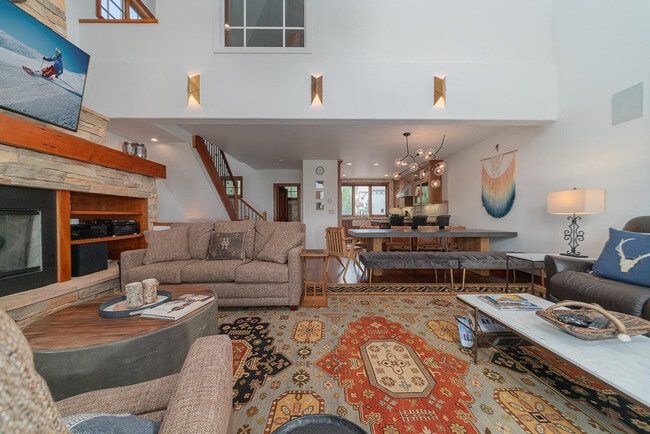 Photo - 100 Aspen Ridge Dr Unit ID1388427P