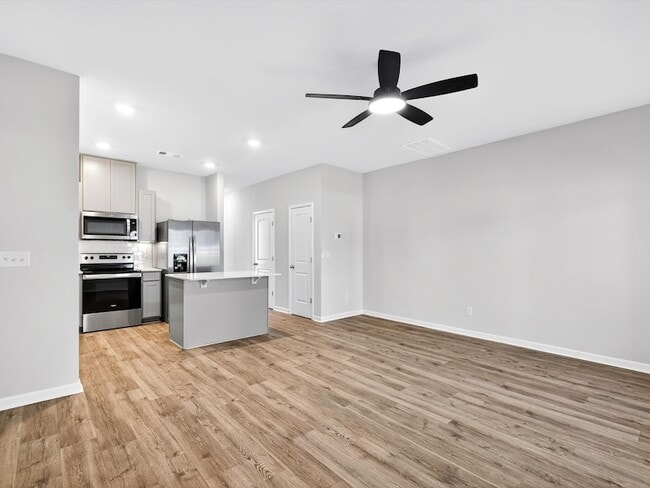 Photo - 1416 Walker Wy