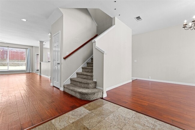 Photo - 3015 Honey Locust Dr