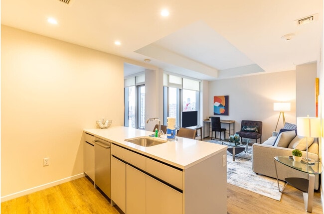 Photo - 131 Seaport Blvd Unit SI FL15-ID1050364P