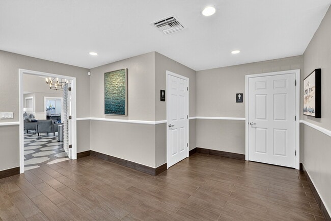 Photo - Cascades at Clear Lake Apartments