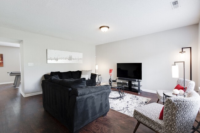 Photo - 9928 Comb Run Ct Unit ID1285098P