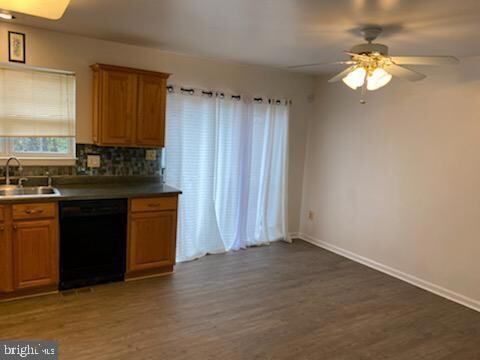 Photo - 7959 Vernon Ave