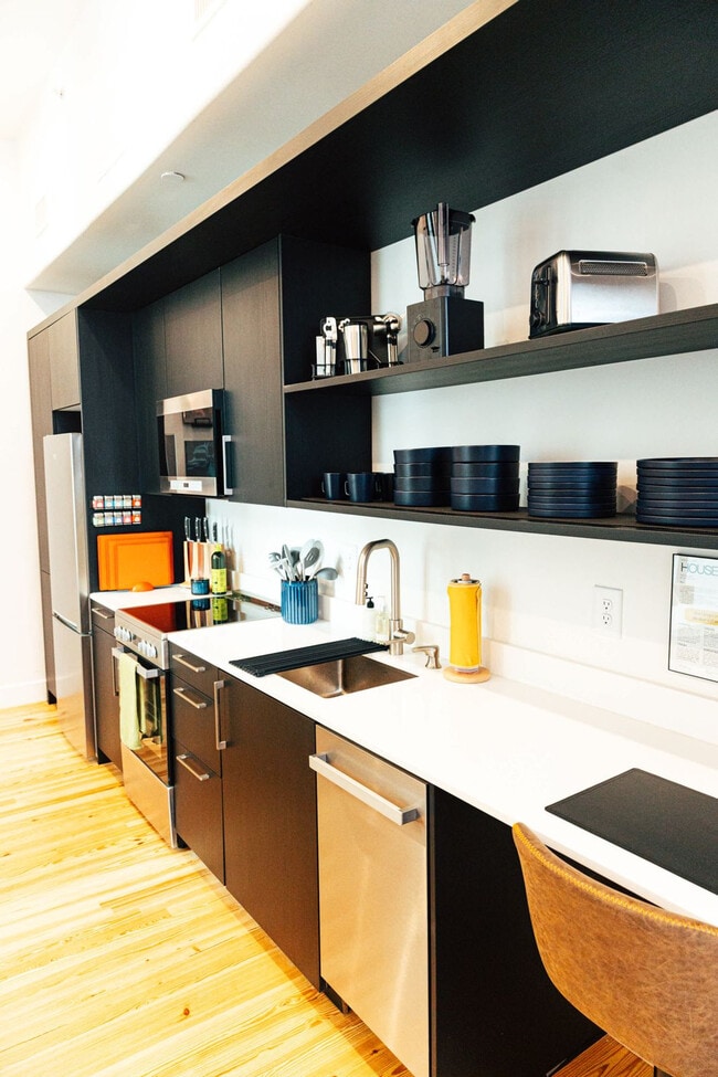 Photo - 1911 3rd Ave N Unit SI ID1352418P