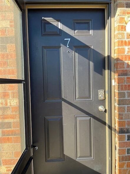 Building Photo - 4436 NW 36th St Unit 7