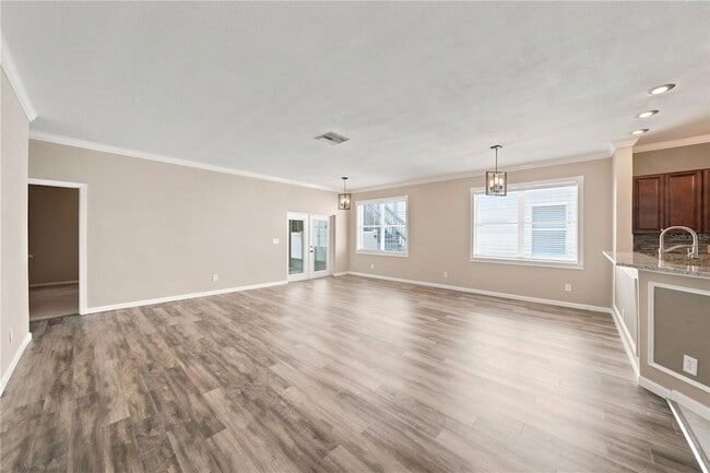 Photo - 2318 W Cherry St