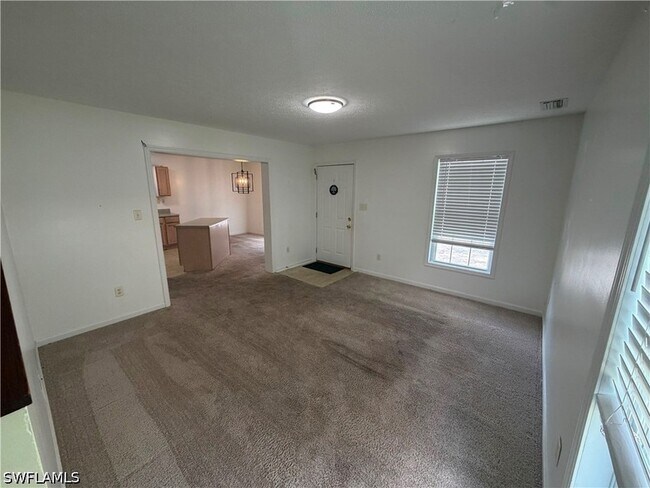 Photo - 250 Leawood Cir
