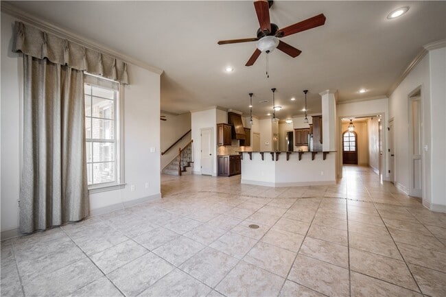 Photo - 3778 Prince Philipe St